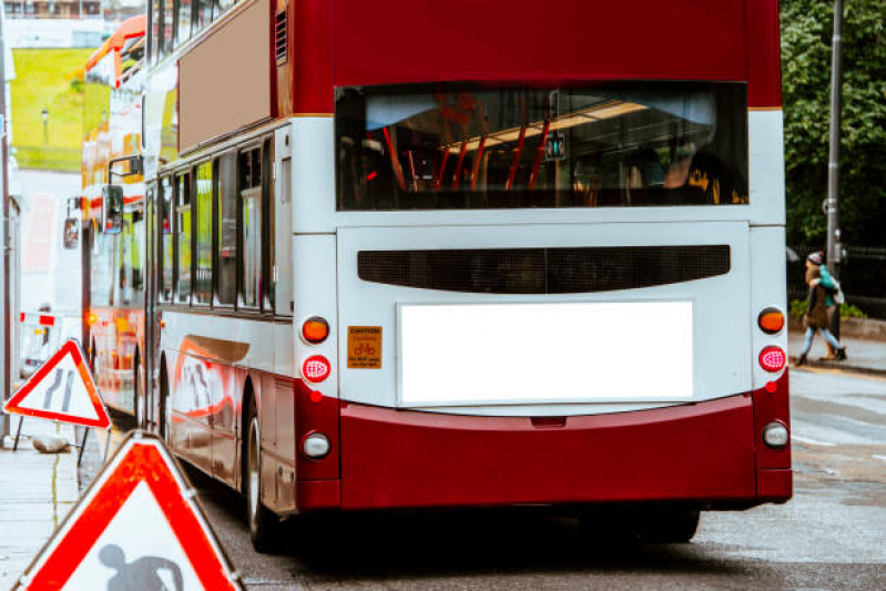 Propaganda Outdoor Busdoor Preço Bonsucesso - Propaganda Mídia em Traseira Inteira de ônibus