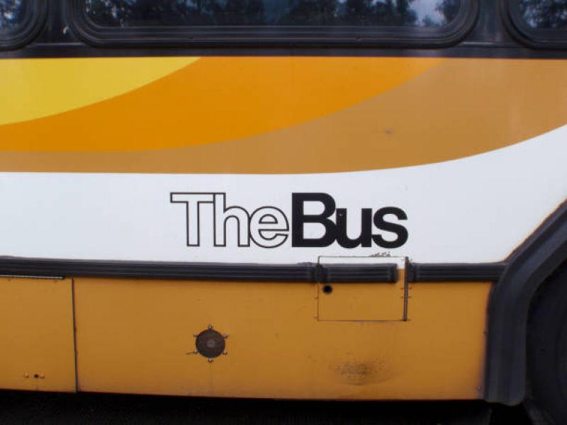 Serviço de Adesivagem em ônibus Orçar Bangú - Serviço de Adesivagem de ônibus